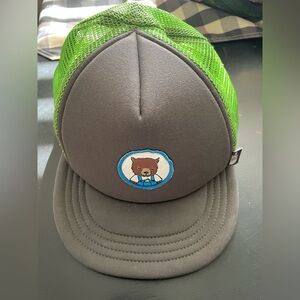 Adorable youth/Junior North Face hat!